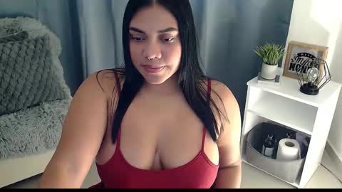isabelateran online show from December 2025 07:08:02 PM