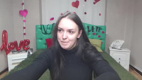 IsabelBlackberry online show from December 2025 07:17:01 AM