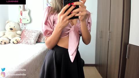 Snapshot of isabelhills chatting on December 2024 06:20:02 PM Isa online show from December 2024 06:20:02 PM