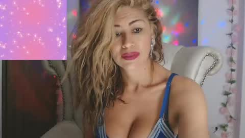 Isabel online show from September 2025 07:24:02 PM