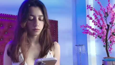 Snapshot of isabell_smiith chatting on December 2025 07:53:02 PM Isabell online show from December 2025 07:53:02 PM