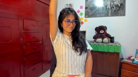 Snapshot of isabella22_1 chatting on January 2025 03:58:01 AM Isabella22 1 online show from January 2025 03:58:01 AM