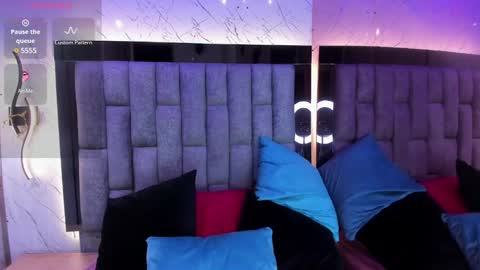 Isabella Arias online show from January 2025 02:21:01 PM