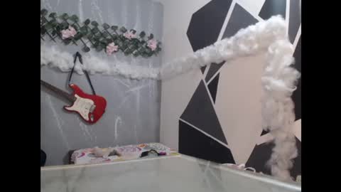 Isabella online show from January 2025 11:12:01 PM