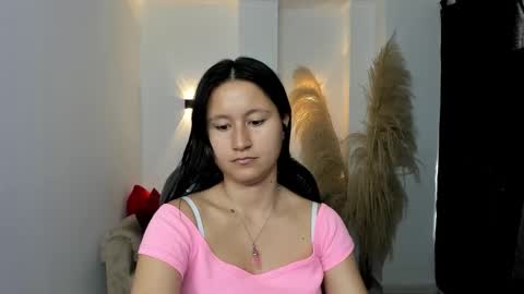 Isabella online show from March 2026 02:01:01 PM