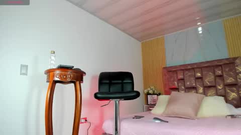 isabella_haddad online show from October 2025 04:24:02 AM