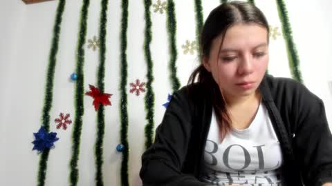 isabella_jaramillo online show from December 2025 12:36:01 PM