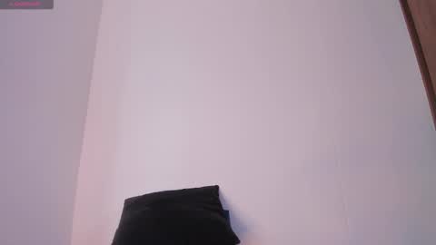  Isabel Lopez online show from November 2025 12:15:02 PM