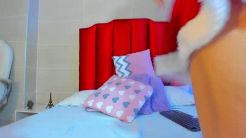 isabella montez online show from December 2024 10:33:02 PM