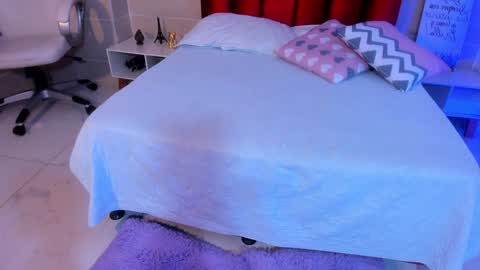 isabella montez online show from January 2025 06:35:01 PM