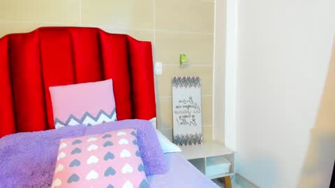 isabella montez online show from January 2025 12:03:02 PM