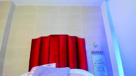 isabella montez online show from January 2025 06:24:02 PM