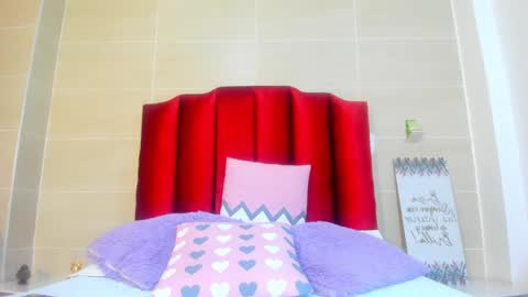 isabella montez online show from January 2025 12:06:01 PM