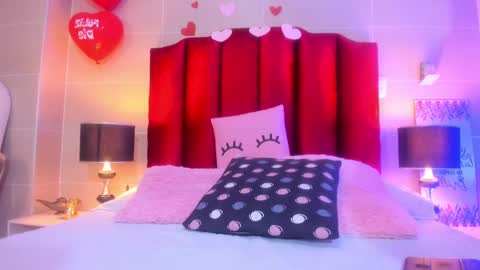 isabella montez online show from February 2025 12:11:01 PM