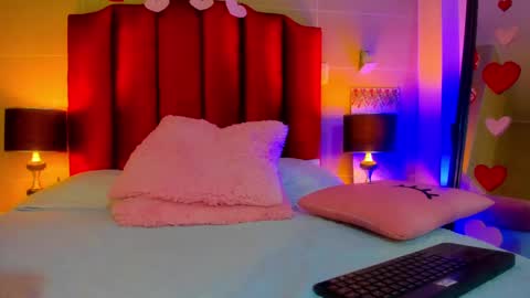 isabella montez online show from February 2025 03:16:01 PM