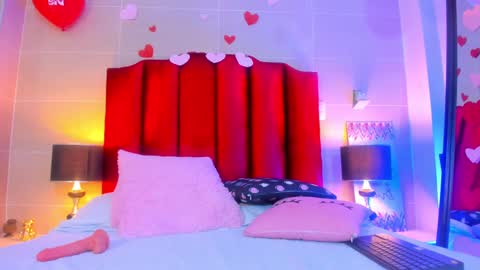 isabella montez online show from February 2025 03:09:01 PM