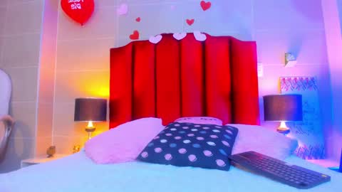 isabella montez online show from February 2025 12:13:02 PM