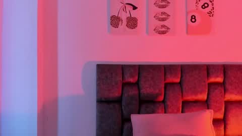 Isabella Moon9 online show from March 2026 12:05:03 PM