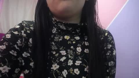 Snapshot of isabella_nice_ chatting on January 2025 02:27:01 AM abby online show from January 2025 02:27:01 AM