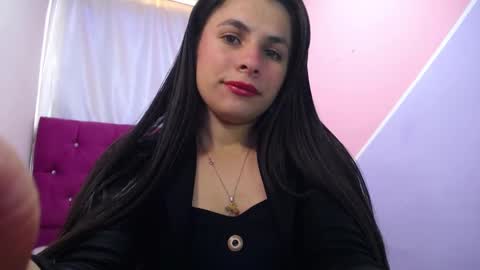 Snapshot of isabella_nice_ chatting on March 2025 02:37:02 PM abby online show from March 2025 02:37:02 PM