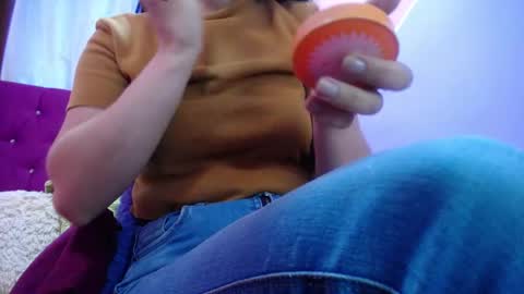 Snapshot of isabella_nice_ chatting on September 2025 03:11:01 PM abby online show from September 2025 03:11:01 PM