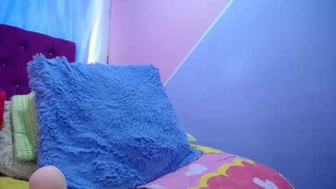 Snapshot of isabella_nice_ chatting on September 2025 03:03:02 PM abby online show from September 2025 03:03:02 PM