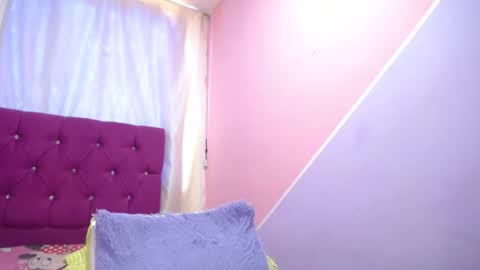 Snapshot of isabella_nice_ chatting on October 2025 02:49:01 PM abby online show from October 2025 02:49:01 PM