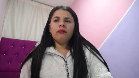 Snapshot of isabella_nice_ chatting on November 2025 11:48:01 PM abby online show from November 2025 11:48:01 PM