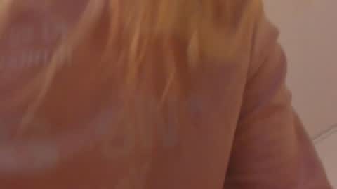 Isabella Rros online show from December 2024 09:45:02 AM