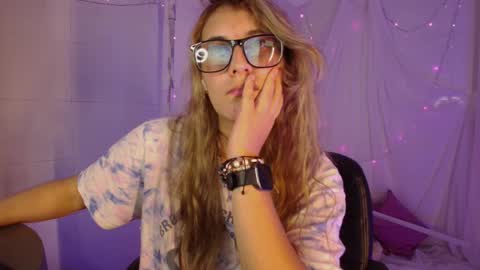 Isabella Rros online show from February 2026 12:23:01 AM