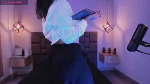 Snapshot of isabella_santamaria chatting on October 2025 02:10:01 AM Isa online show from October 2025 02:10:01 AM