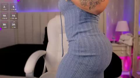 Snapshot of isabella_santamaria chatting on October 2025 10:47:02 PM Isa online show from October 2025 10:47:02 PM