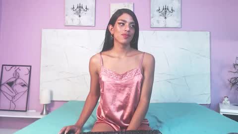 Isabella online show from January 2026 03:25:02 PM