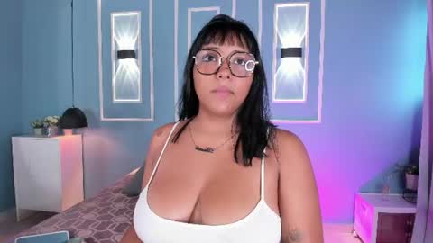 Snapshot of isabella_zc chatting on July 2026 12:26:01 PM isabella zc online show from July 2026 12:26:01 PM