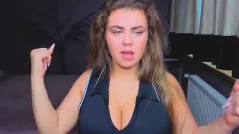 Snapshot of isabellabler chatting on July 2026 05:44:01 AM isabellabler online show from July 2026 05:44:01 AM