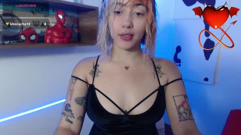 Snapshot of isabellakoff chatting on February 2025 12:06:01 PM Tati - online show from February 2025 12:06:01 PM