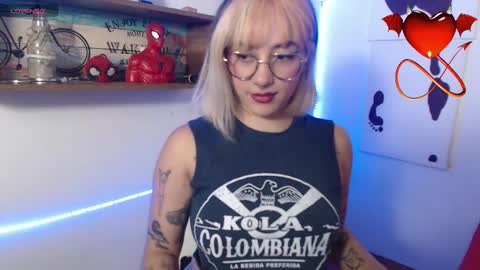 Snapshot of isabellakoff chatting on February 2025 11:32:02 AM Tati - online show from February 2025 11:32:02 AM