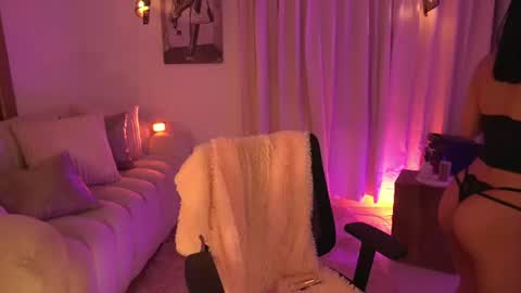Snapshot of isabellalux_ chatting on July 2026 02:34:01 PM ISABELLA online show from July 2026 02:34:01 PM