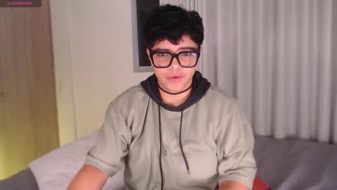 Isabella Mout  online show from March 2026 12:17:02 AM