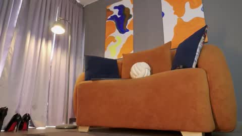 Help me with your follow independent model isabela online show from March 2026 07:42:02 PM