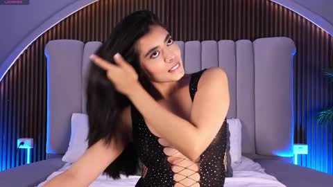 Snapshot of isabellax21 chatting on May 2026 04:31:02 AM Isa online show from May 2026 04:31:02 AM