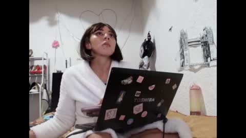 isabelle_sara online show from April 2026 04:19:01 AM