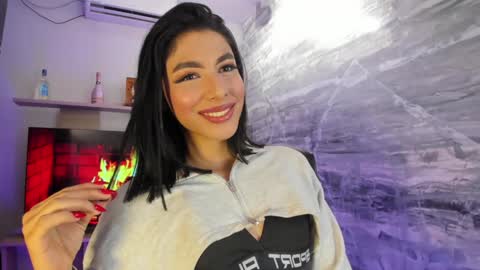 Snapshot of isabellefoxx chatting on January 2025 05:20:02 AM Isa online show from January 2025 05:20:02 AM