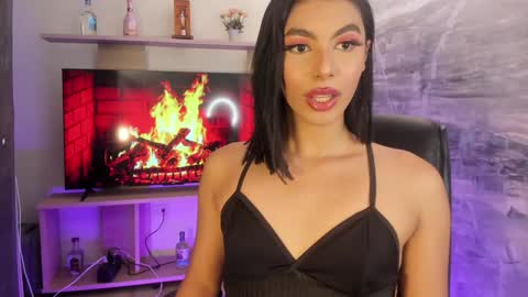 Snapshot of isabellefoxx chatting on January 2025 04:57:02 AM Isa online show from January 2025 04:57:02 AM