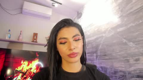 Snapshot of isabellefoxx chatting on January 2025 09:02:02 AM Isa online show from January 2025 09:02:02 AM