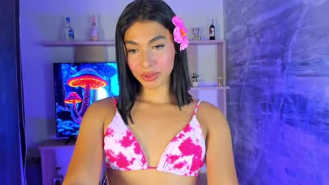 Snapshot of isabellefoxx chatting on January 2025 05:32:02 AM Isa online show from January 2025 05:32:02 AM