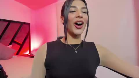 Snapshot of isabellefoxx chatting on September 2025 10:53:01 PM Isa online show from September 2025 10:53:01 PM