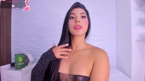 Snapshot of isabellefoxx chatting on November 2025 11:14:01 PM Isa online show from November 2025 11:14:01 PM