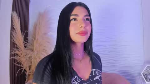 Snapshot of isabellefoxx chatting on December 2025 09:53:02 PM Isa online show from December 2025 09:53:02 PM