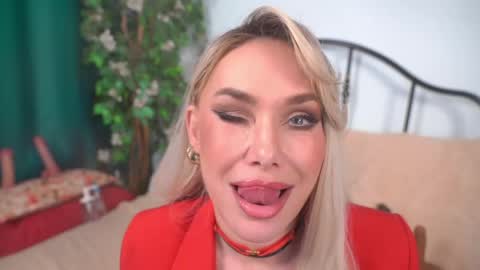 isadoradunkan online show from April 2026 08:09:02 PM